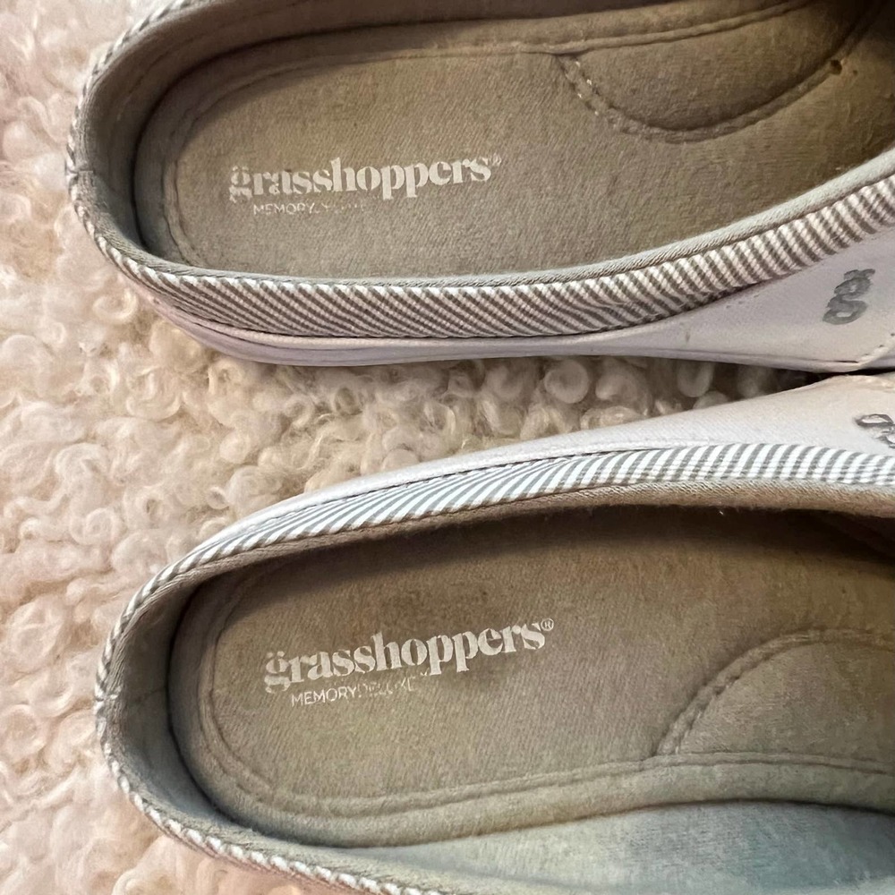 White Canvas Memory Foam Grasshoppers With Cream … - image 6